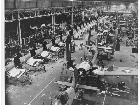 Connecticut Corsair F 4 U Spar — view 3
