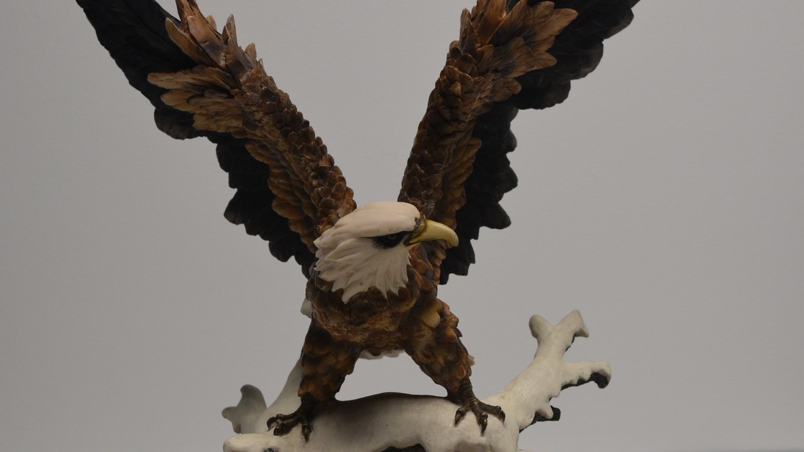Eagle Sculpture